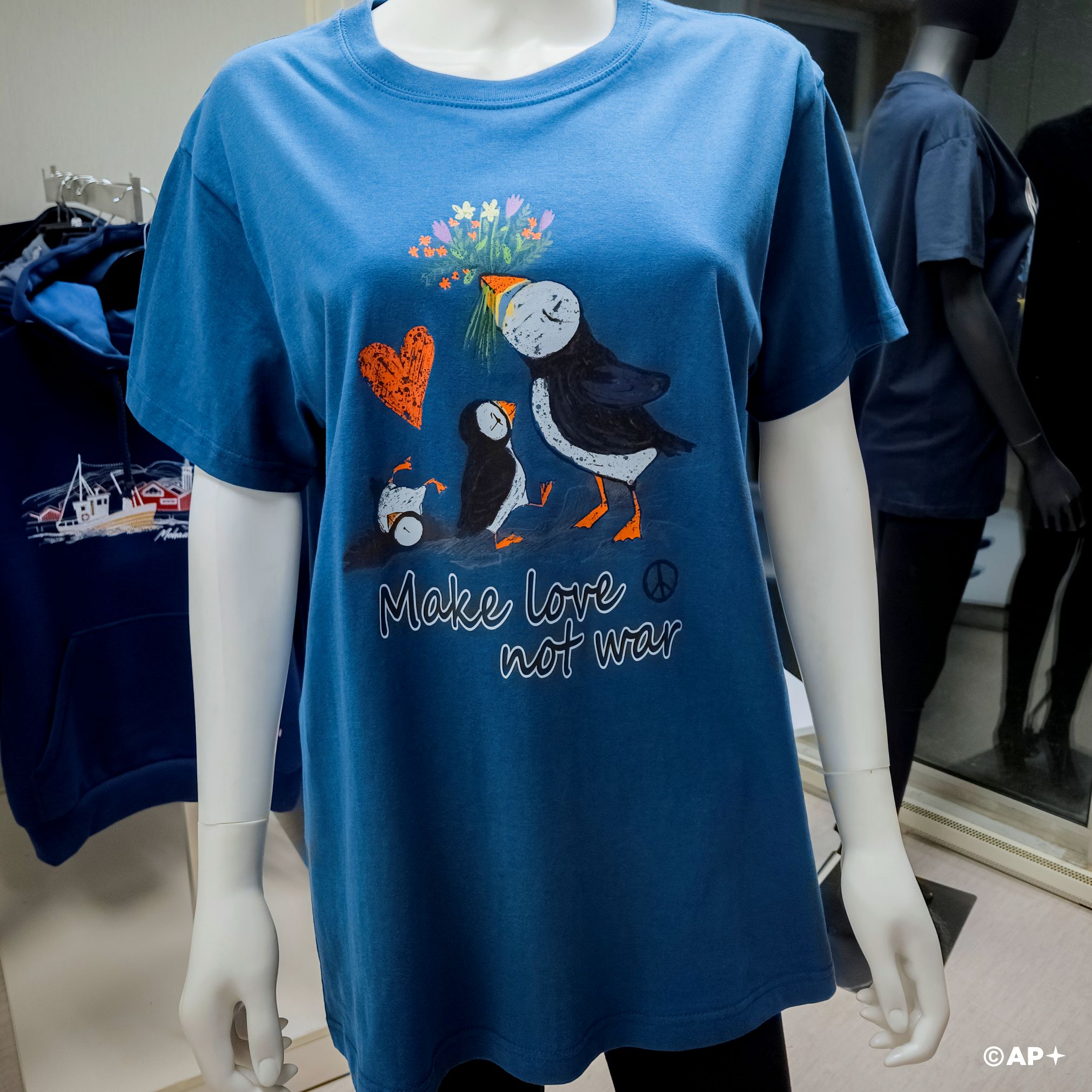 Make Love Not War Puffin T-Shirt
