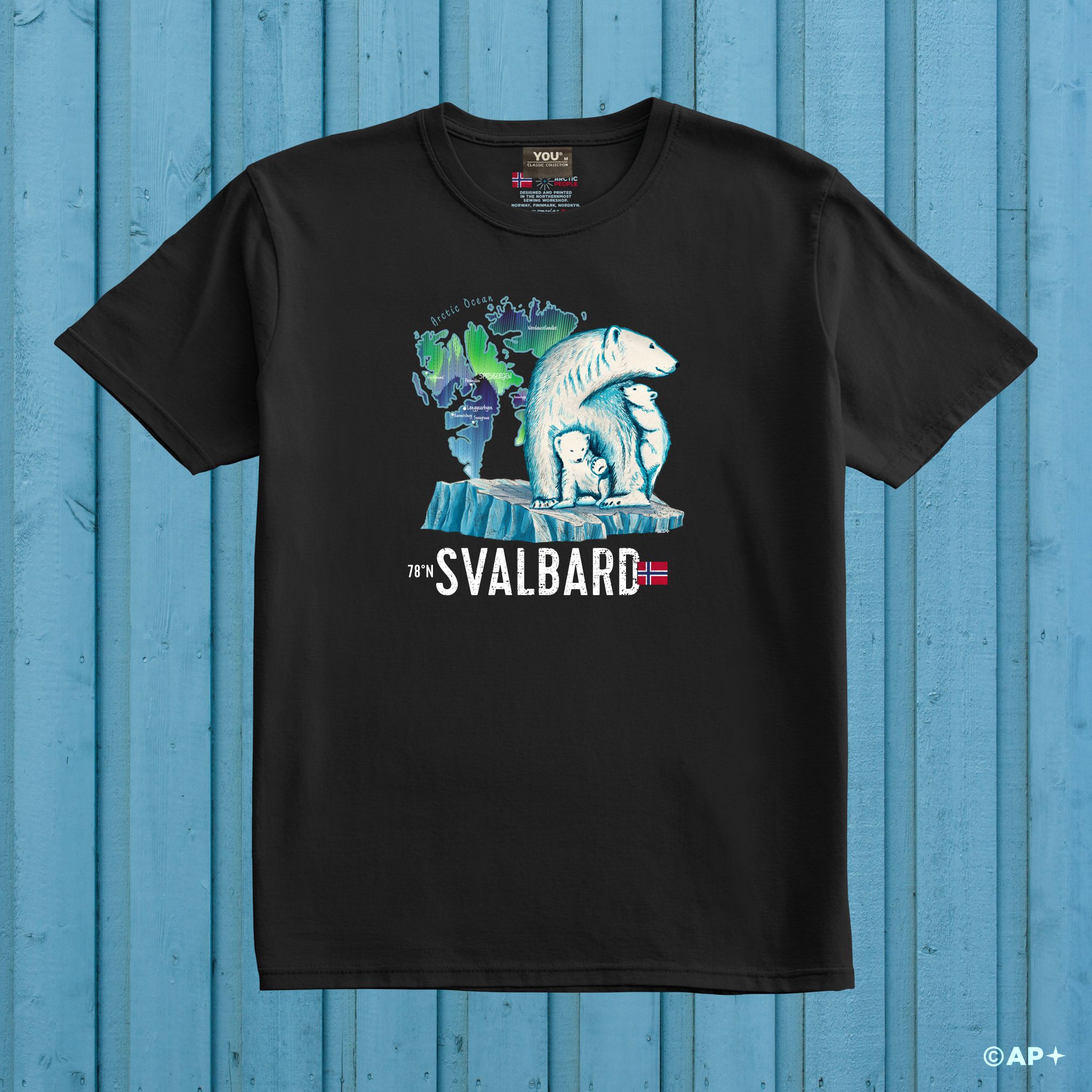 Isbjørnfamilie på Svalbard